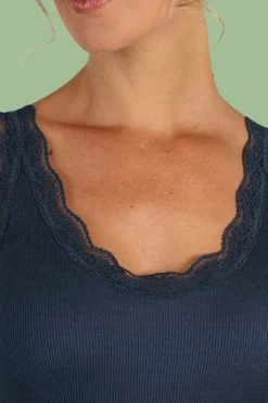 New Moni Top Navy - Sorgenfri