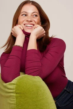 Rollneck Top Uni Rib Beaujolais Red - King Louie